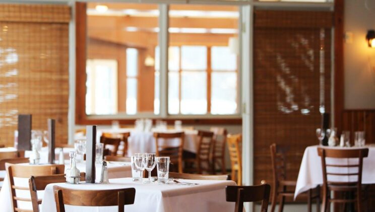 Quality Hotel Sundsvall & deras restaurang Q.Bar: en oas för mat, musik & gemenskap